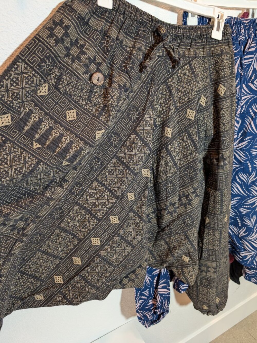 Set of Authentic NWOT Thai Pants with pockets - lot of 4 pairs - Picture 2 of 6
